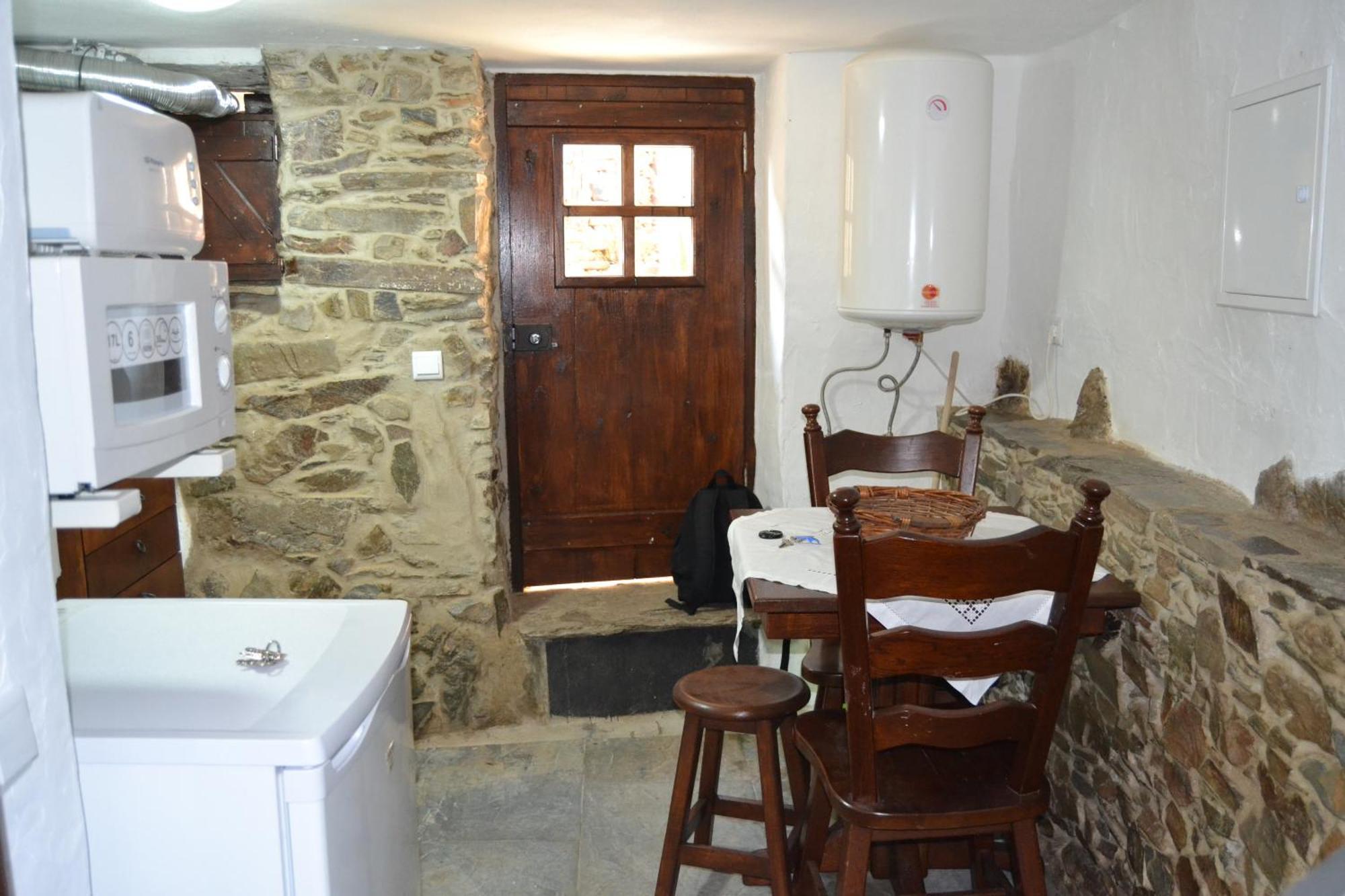 Talasnal Montanhas De Amor Lousã Kamer foto