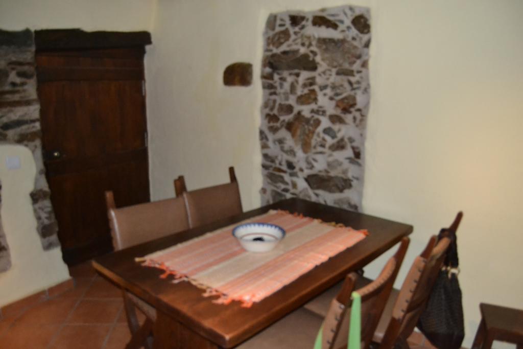Talasnal Montanhas De Amor Lousã Buitenkant foto
